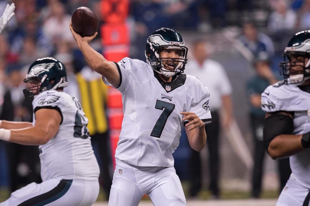 August 27, 2016: Philadelphia Eagles quarterback Sam Bradford (7) during the NFL preseason week 3 game between the Philadelphia Eagles and Indianapolis Colts at Lucas Oil Stadium in Indianapolis, IN. (Photo by Zach Bolinger/Icon Sportswire)