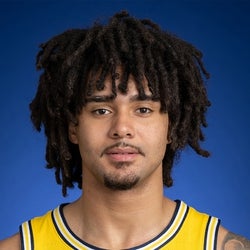 Elliot Cadeau