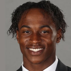 Evan Stewart headshot