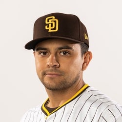 Omar Cruz headshot