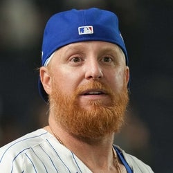 Justin Turner headshot