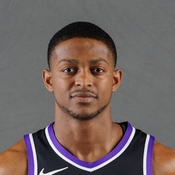 De'Aaron Fox headshot