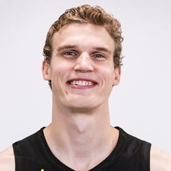 Chicago Bulls on X: Get well soon, Lauri. In his second NBA season, Lauri  Markkanen played in 52 games, averaging career highs in points (18.7),  rebounds (9.0) & minutes per game (32.3).