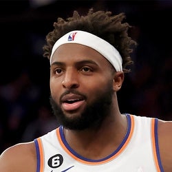 Mitchell Robinson headshot