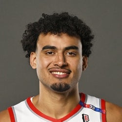 Justin Minaya headshot