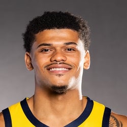 RayJ Dennis headshot