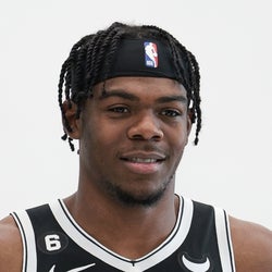 Day'Ron Sharpe headshot