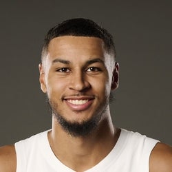 Kris Murray headshot