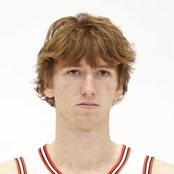 Matas Buzelis headshot