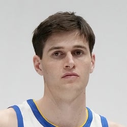 Alex Toohey headshot