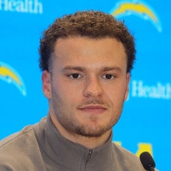 Elijah Molden headshot