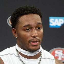 Dee Winters headshot