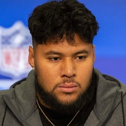 Troy Fautanu headshot