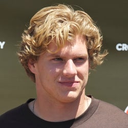 Carson Schwesinger headshot