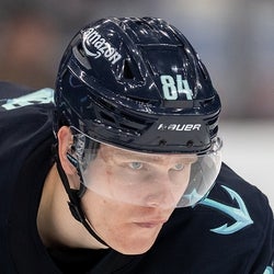 Kaapo Kakko headshot