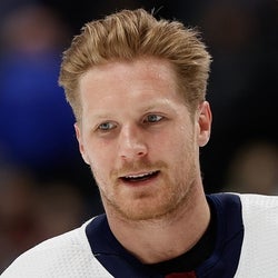 Gabriel Landeskog headshot